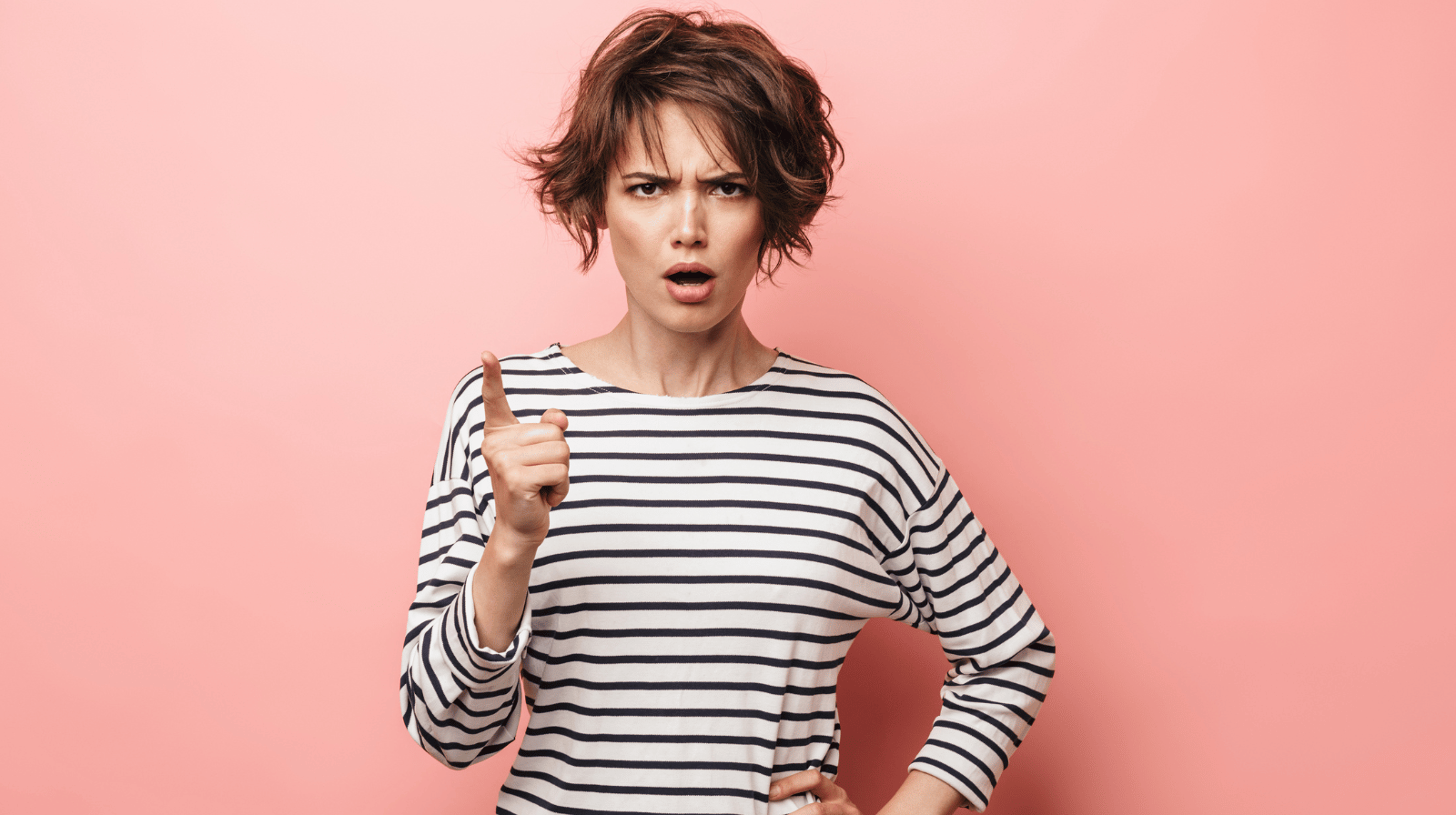 Zašto žene osećaju najveći stres – baš kada im je muž kod kuće i „odmara“